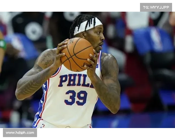 德怀特·霍华德从天赋异禀到霸场统治：魔兽传奇生涯的辉煌与挑战