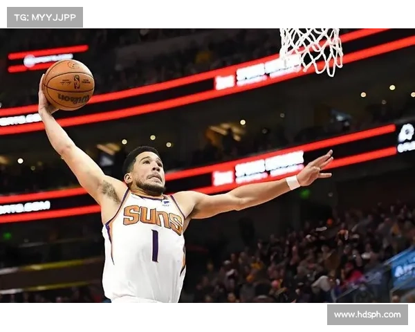 德文·布克：太阳队核心射手，得分机器助力球队崛起